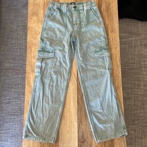 BDG High-Waisted Skate Jean